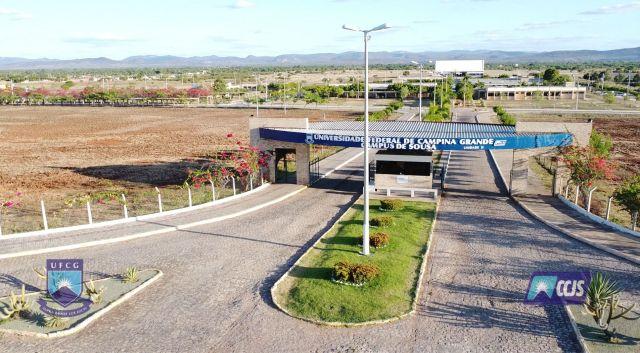 Incêndio atinge área da UFCG em Sousa, no Sertão da Paraíba